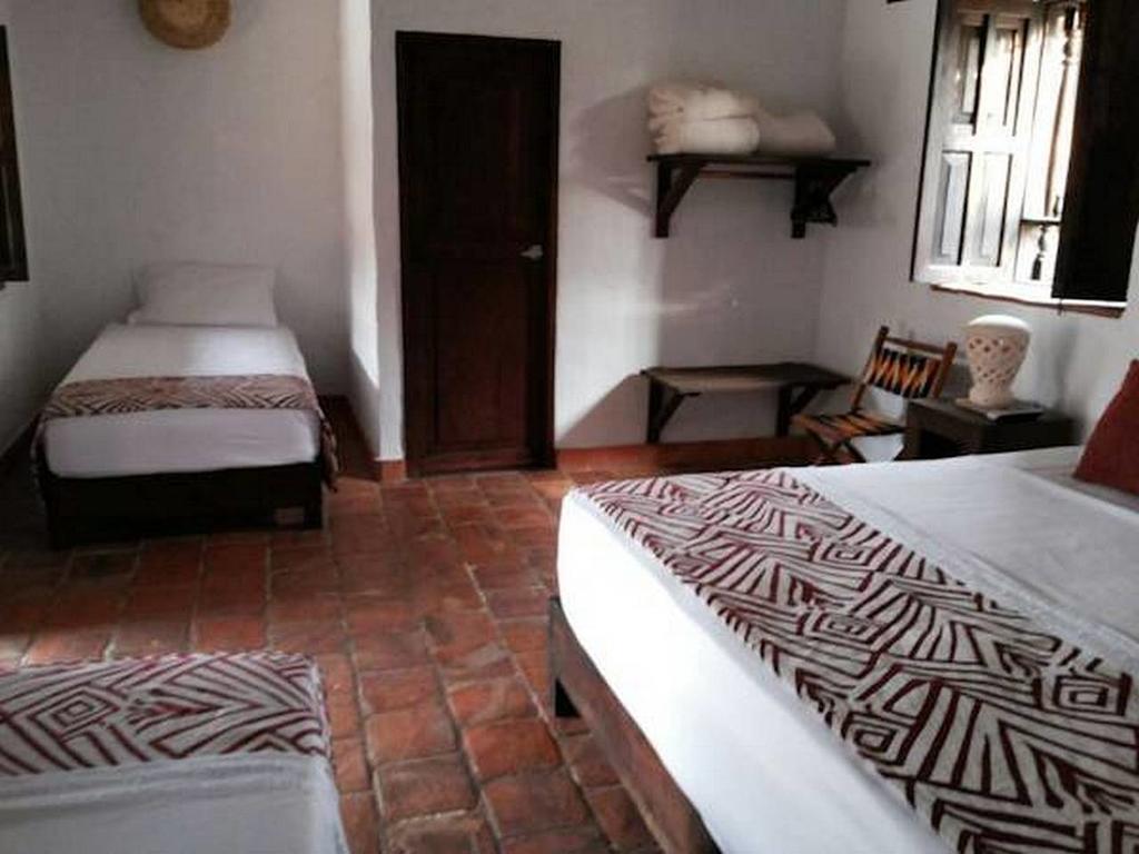 La Loma Hotel บาริชารา ภายนอก รูปภาพ