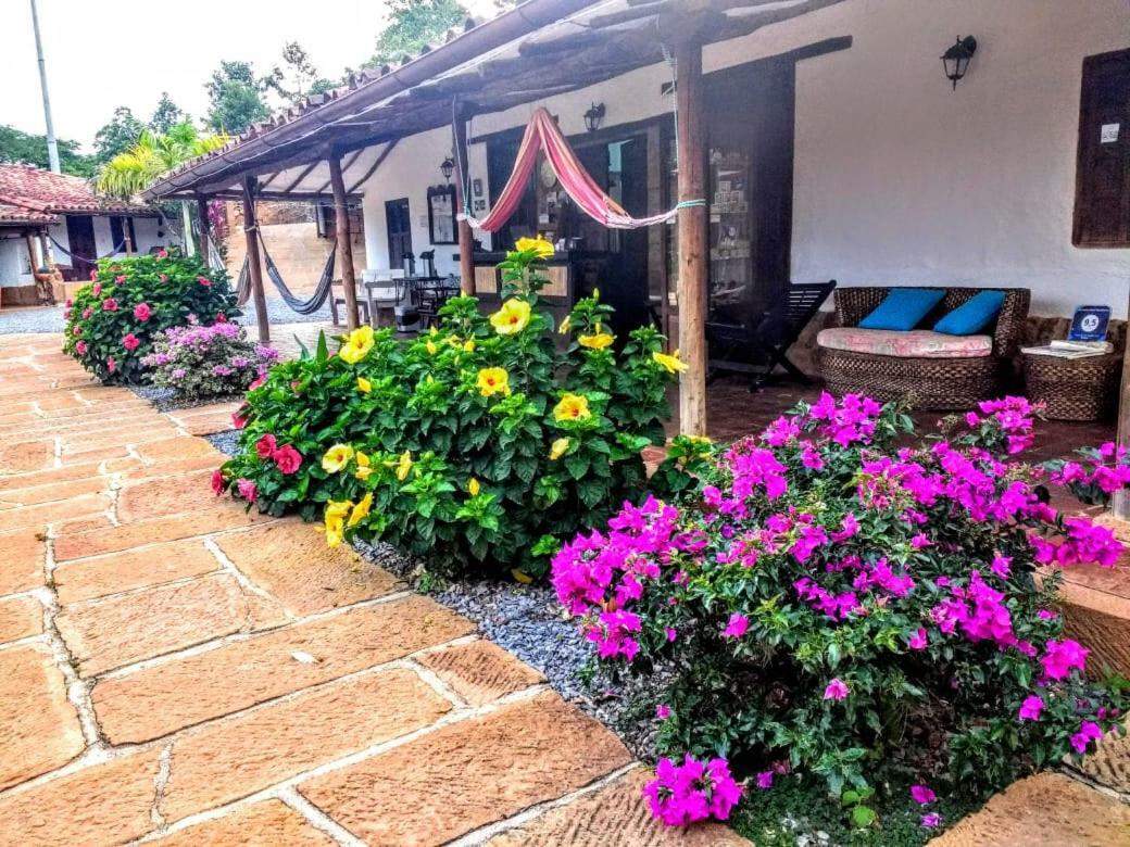 La Loma Hotel บาริชารา ภายนอก รูปภาพ