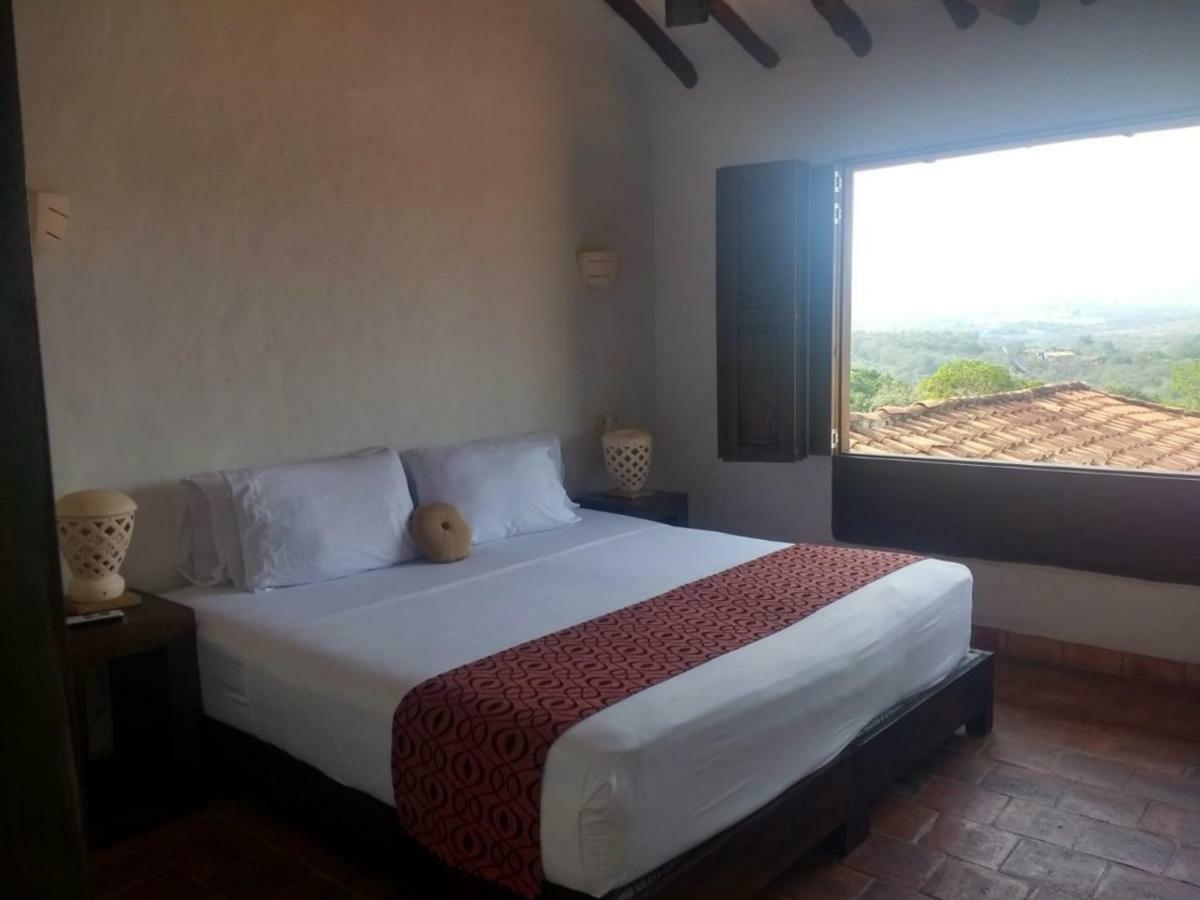 La Loma Hotel บาริชารา ภายนอก รูปภาพ