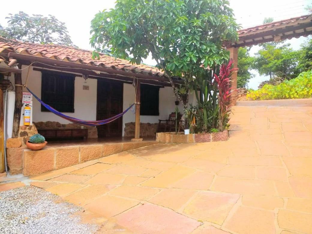 La Loma Hotel บาริชารา ภายนอก รูปภาพ
