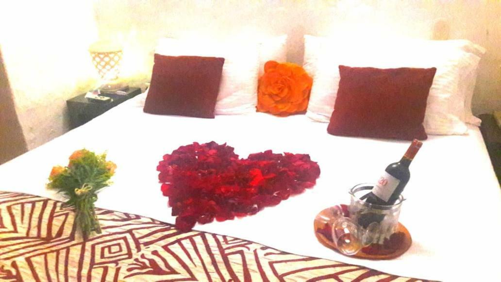 La Loma Hotel บาริชารา ภายนอก รูปภาพ